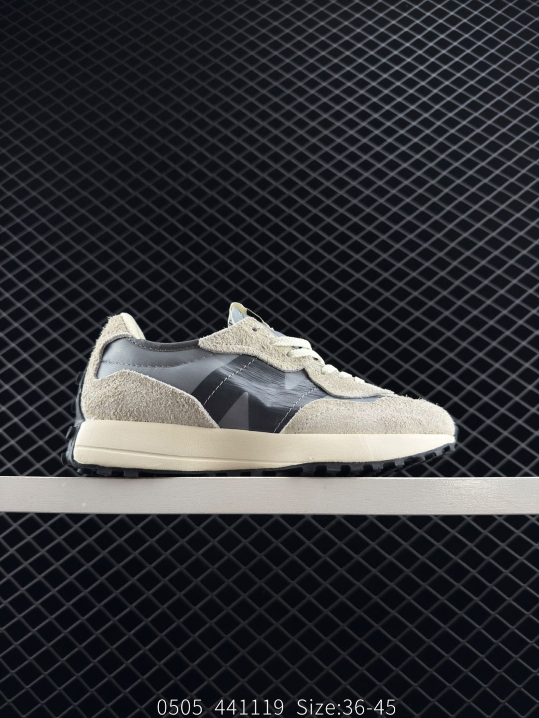 New Balance MS327 New Balance MS327